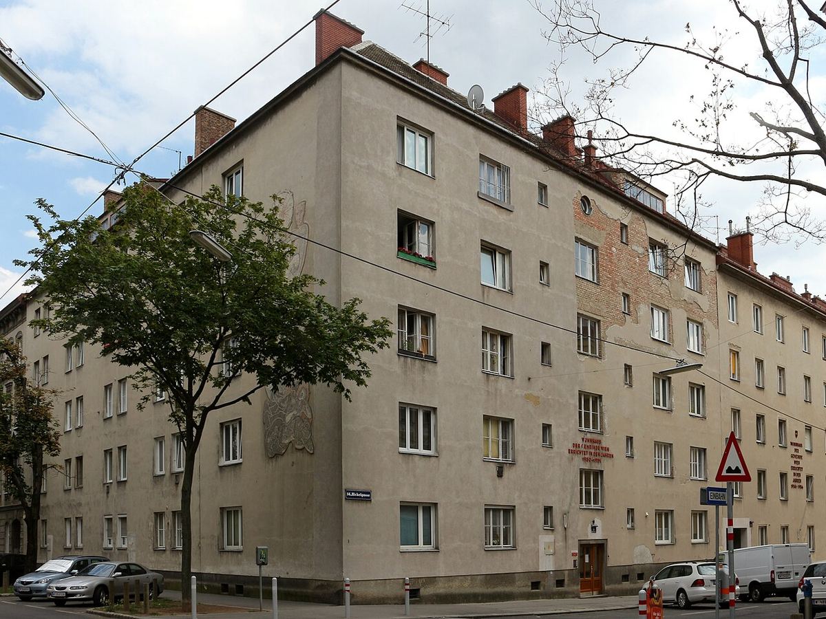 Wiener Wohnhausanlage — Symbolbild zum Thema Marktbericht
