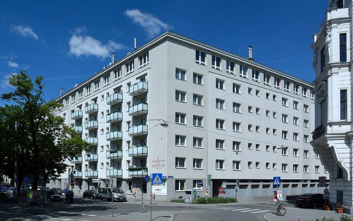 Gemeindebau Wien Fassade — Symbolbild zum Thema Analyse