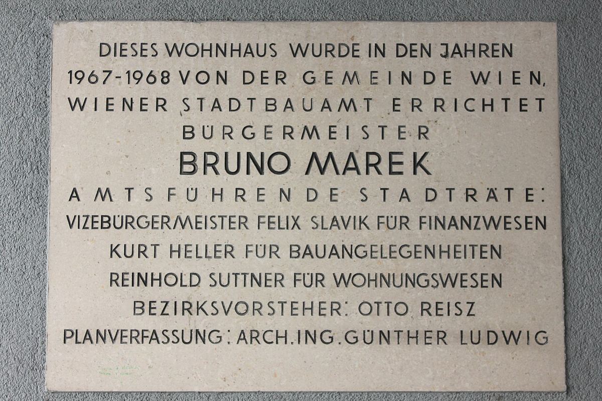 Wohnhaus in Wien — Symbolbild zum Thema Ratgeber